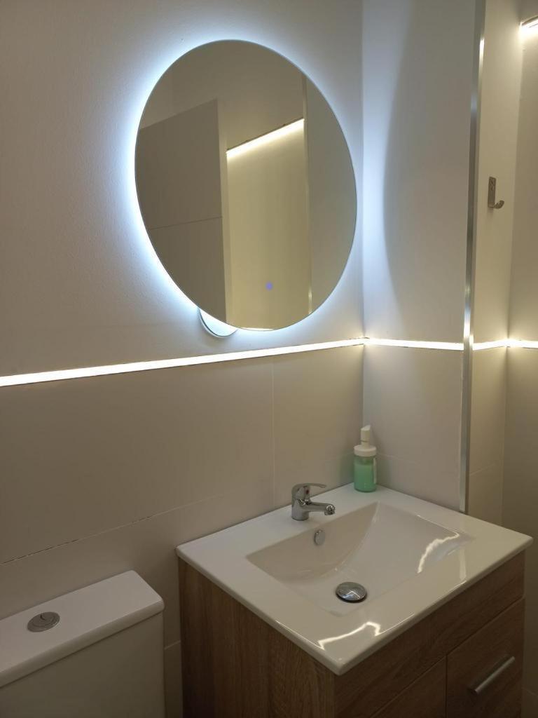 Apartamentos Rocablanca Бенидорм Стая снимка
